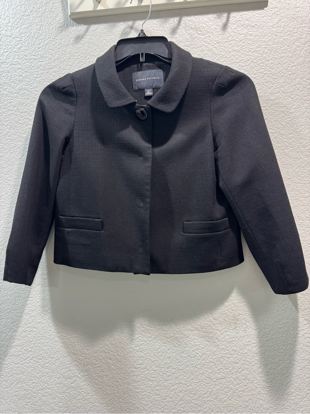 Banana Republic Black Cropped Rounded-Collar Jacket